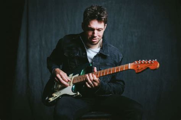 Aynsley Lister Biography, Age, Height, Wife, Net Worth, Family