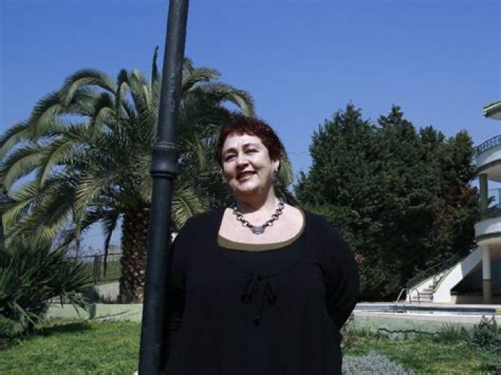 Aysegül Atik Biography, Age, Height, Husband, Net Worth, Family