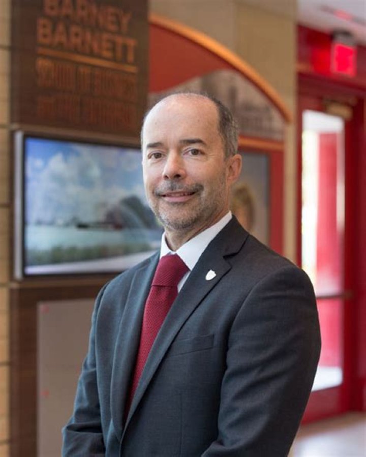 Barney Barnett Biography, Age, Height, Wife, Net Worth, Family