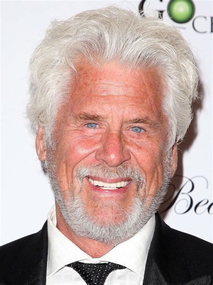 Barry Bostwick Biography, Age, Height, Wife, Net Worth, Family