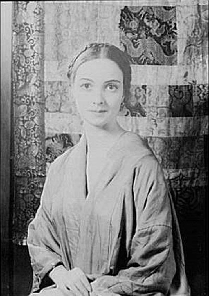 Beatrice Kraft Biography, Age, Height, Husband, Net Worth, Family