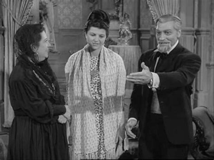 Bella Bruck Biography, Age, Height, Husband, Net Worth, Family