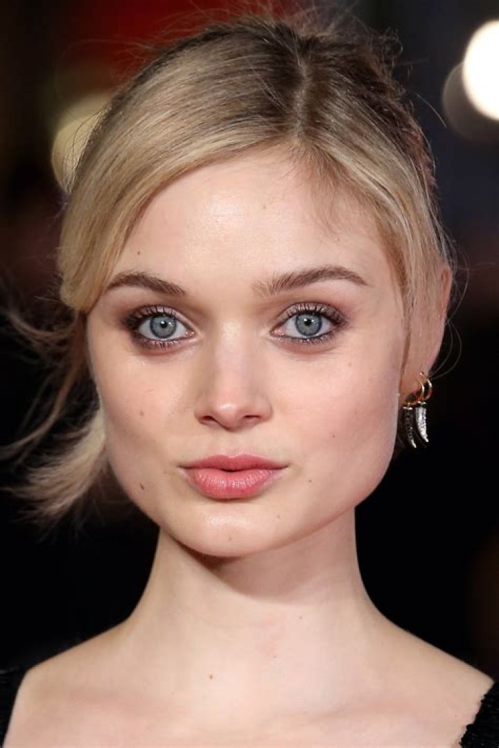 Bella Heathcote Biography, Age, Height, Husband, Net Worth, Family