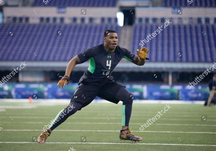 Beniquez Brown Biography, Age, Height, Wife, Net Worth, Family