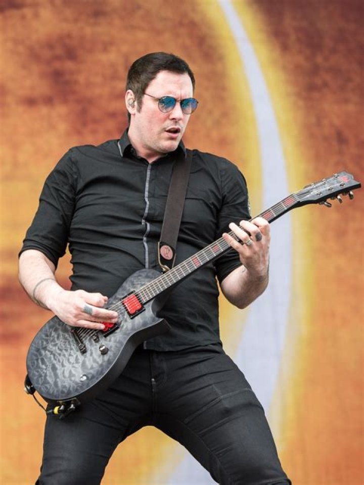 Benjamin Burnley biografía, edad, altura, esposo, net worth, familia