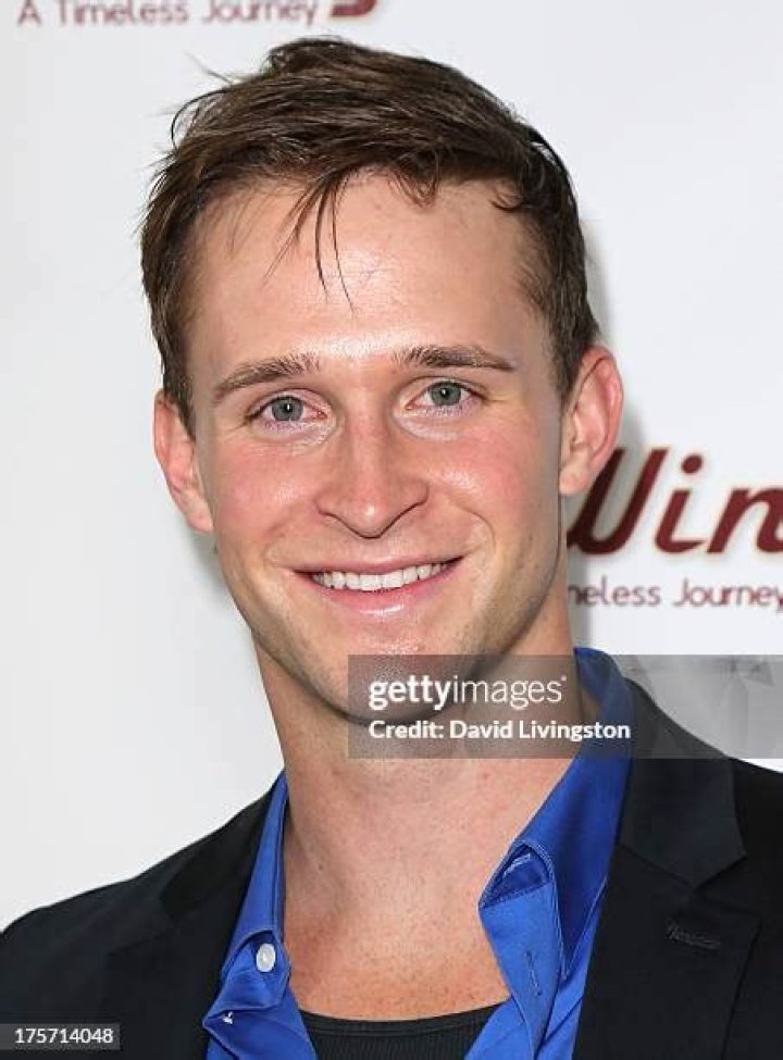 Benjamin Davies Biography, Age, Height, Wife, Net Worth, Family