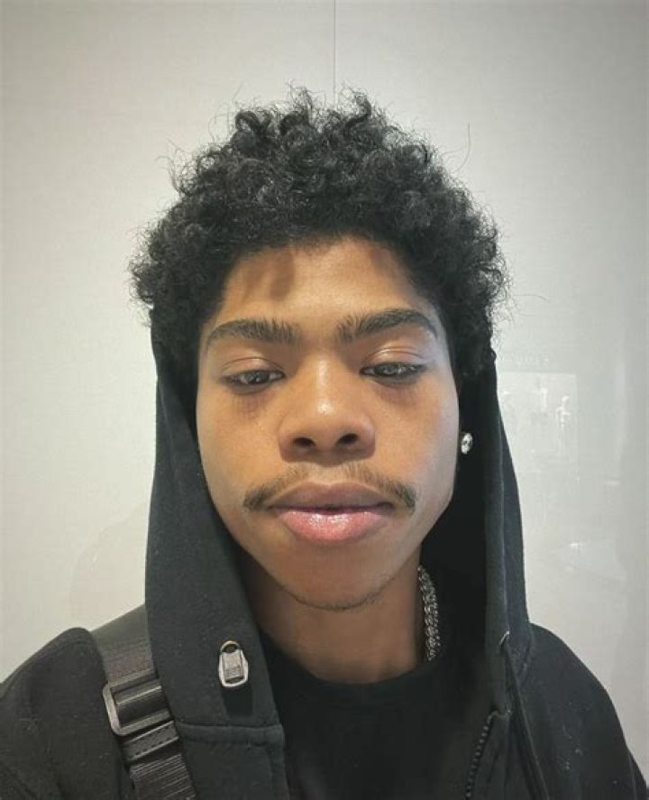 Benjamin Flores Jr. biografía, edad, altura, esposo, net worth, familia