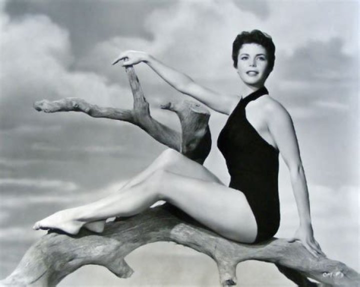 Betsy Jones-Moreland Biography, Age, Height, Husband, Net Worth, Family