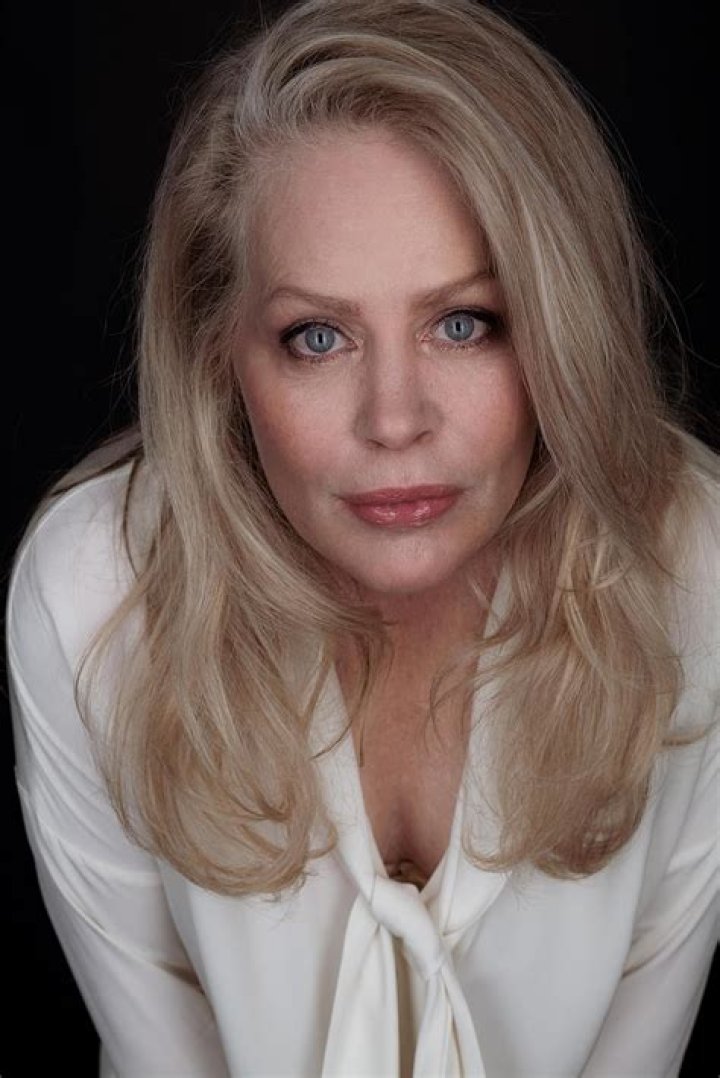 Beverly D'Angelo Biography, Age, Height, Husband, Net Worth, Family