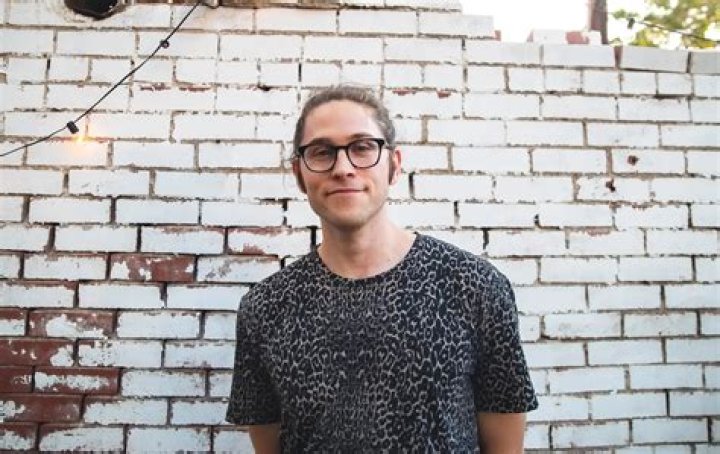 Big Wild Biography, Age, Height, Wife, Net Worth, Family