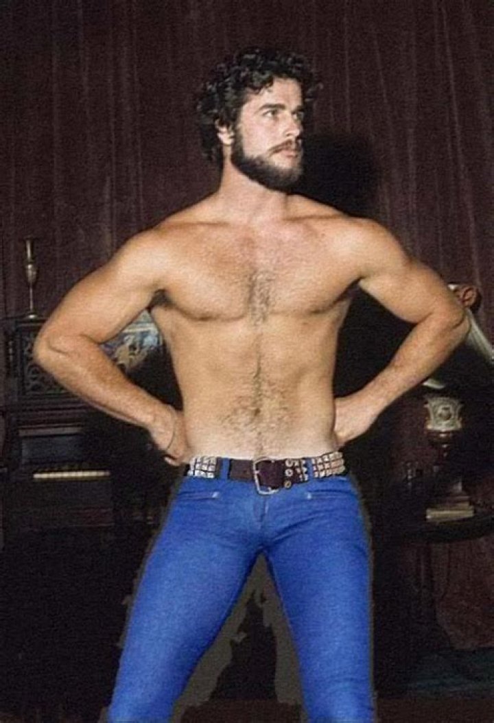 Bill Cable Biography, Age, Height, Wife, Net Worth, Family