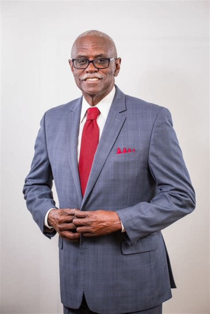 Bill Edwards Biography, Age, Height, Wife, Net Worth, Family