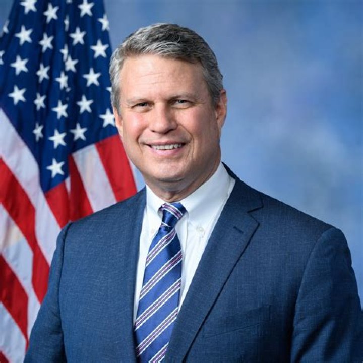 Bill Huizenga Biography, Age, Height, Wife, Net Worth, Family