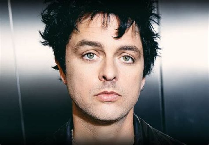 Billie Joe Armstrong Biography, Age, Height, Wife, Net Worth, Family