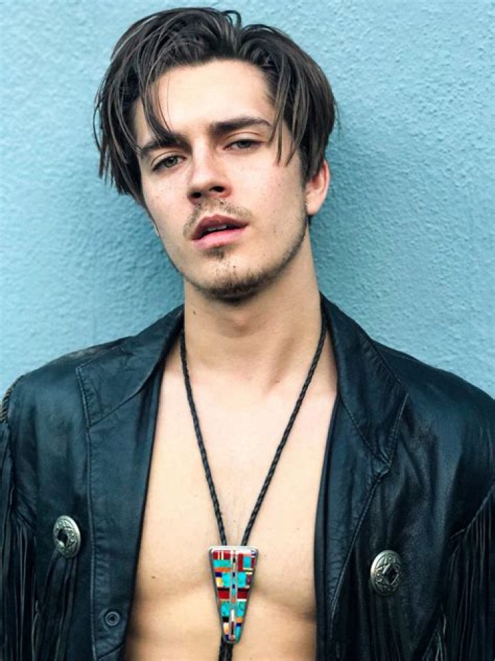 Billy Unger Biography, Age, Height, Wife, Net Worth, Family