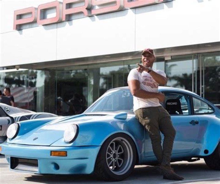 Bisi Ezerioha Biography, Age, Height, Wife, Net Worth, Family