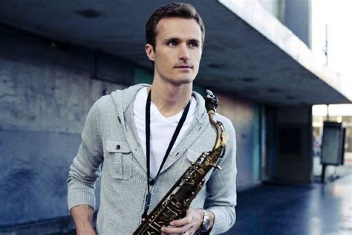 Bob Reynolds Biography, Age, Height, Wife, Net Worth, Family