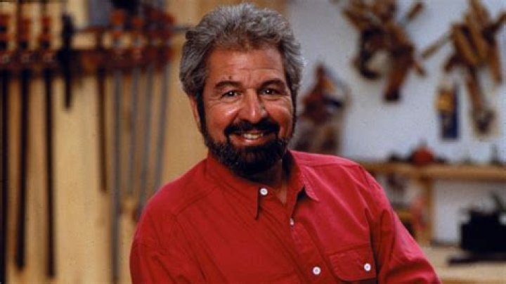 Bob Vila Biography, Age, Height, Wife, Net Worth, Family