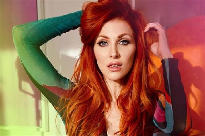 Bonnie McKee Biography, Age, Height, Husband, Net Worth, Family