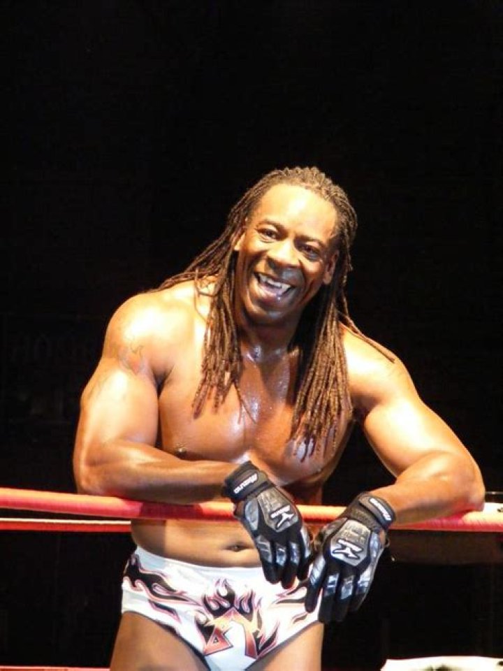 Booker T Biography, Age, Height, Wife, Net Worth, Family