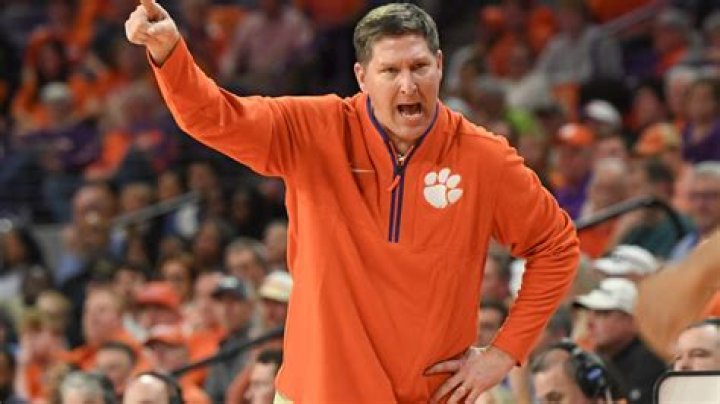 Brad Brownell Biography, Age, Height, Wife, Net Worth, Family