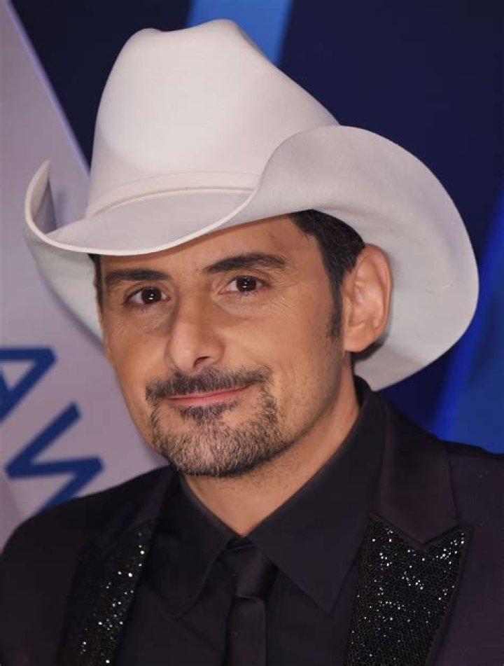 Brad Paisley Biography, Age, Height, Wife, Net Worth, Family