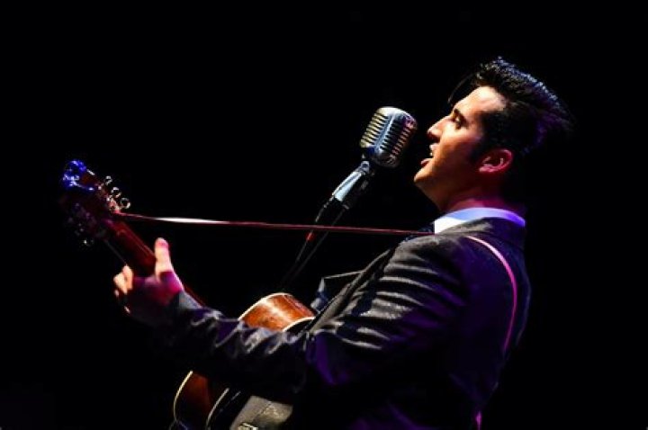 Brandon Bennett Biography, Age, Height, Wife, Net Worth, Family