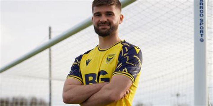 Brandon Fleming Biography, Age, Height, Wife, Net Worth, Family