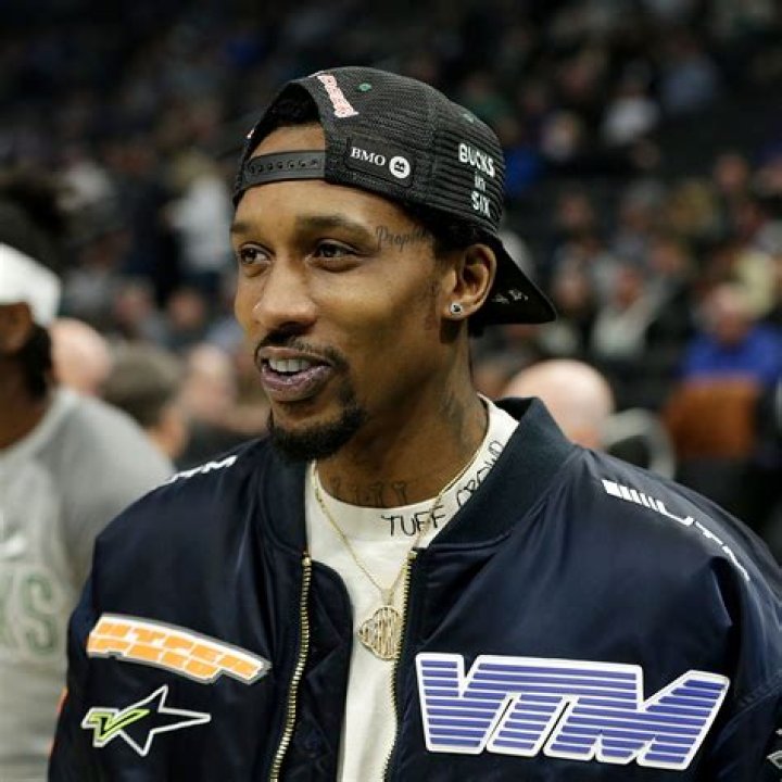 Brandon Jennings Biography, Age, Height, Wife, Net Worth, Family