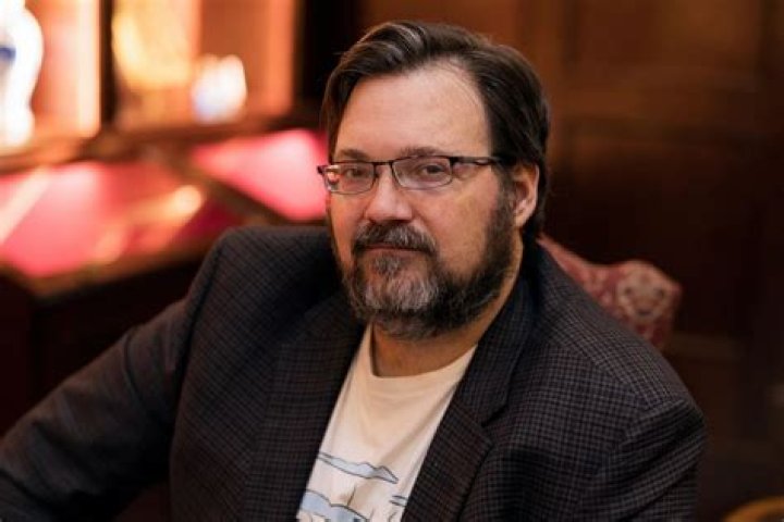 Brandon Sanderson Biography, Age, Height, Wife, Net Worth, Family