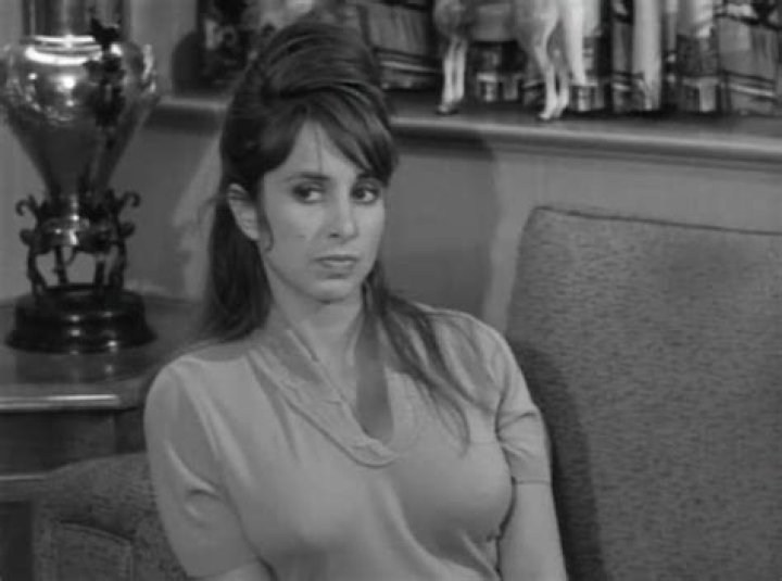 Brenda Denaut Biography, Age, Height, Husband, Net Worth, Family