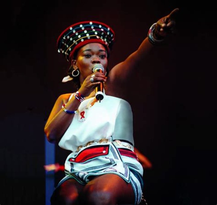Brenda Fassie Biography, Age, Height, Husband, Net Worth, Family
