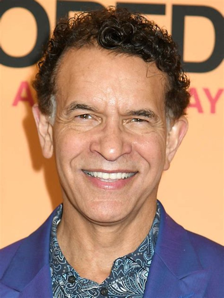 Brian Stokes Mitchell Biography, Age, Height, Wife, Net Worth, Family