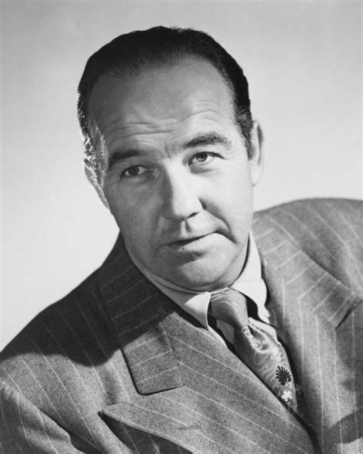Broderick Crawford Biography, Age, Height, Wife, Net Worth, Family
