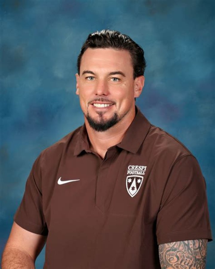 Bryan Bennett Biography, Age, Height, Wife, Net Worth, Family