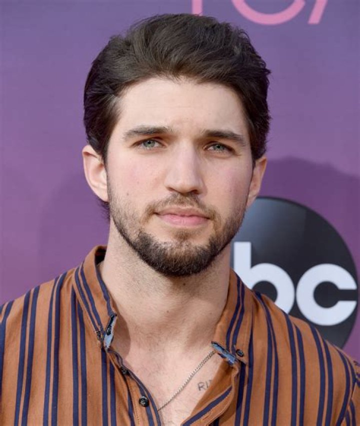 Bryan Craig Biography, Age, Height, Wife, Net Worth, Family