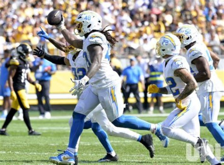 Bud Dupree Biography, Age, Height, Wife, Net Worth, Family