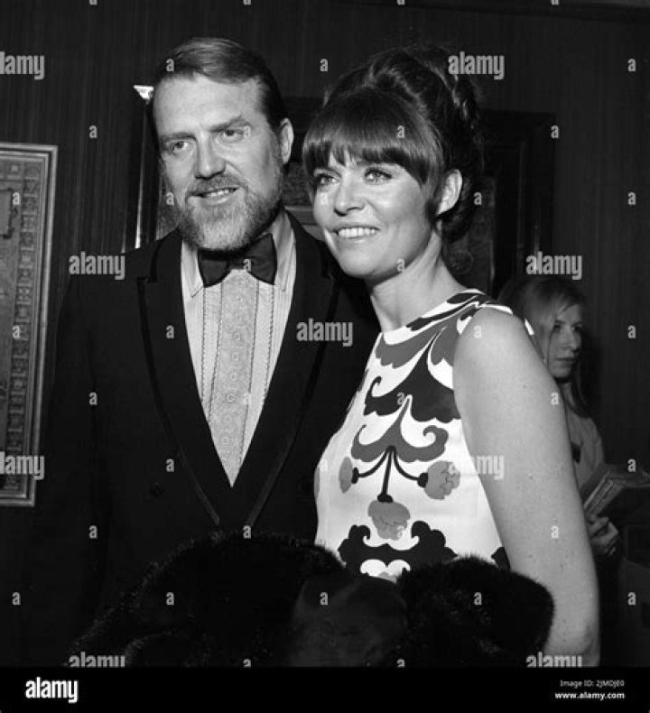 Burt Nodella Biography, Age, Height, Wife, Net Worth, Family