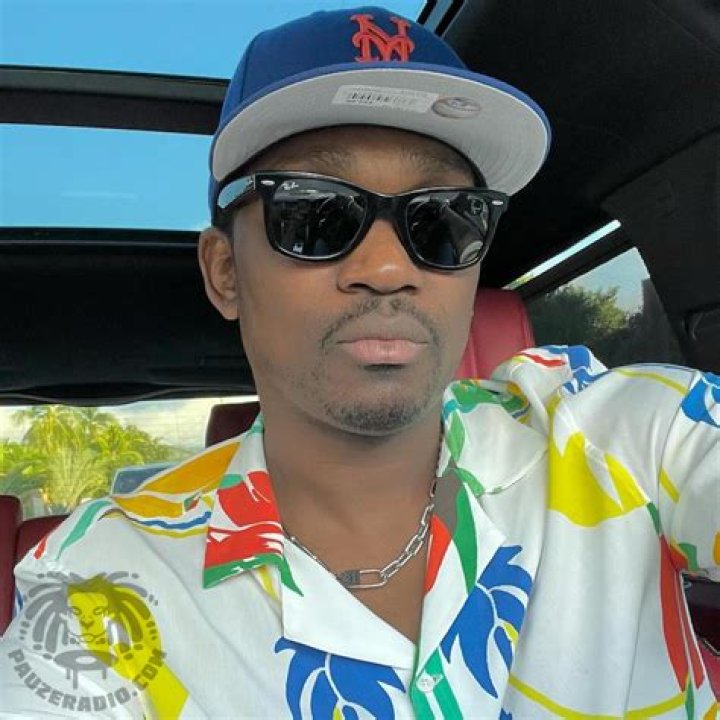 Busy Signal Biography, Age, Height, Wife, Net Worth, Family