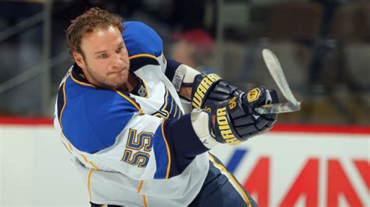 Cam Janssen Biography, Age, Height, Wife, Net Worth, Family