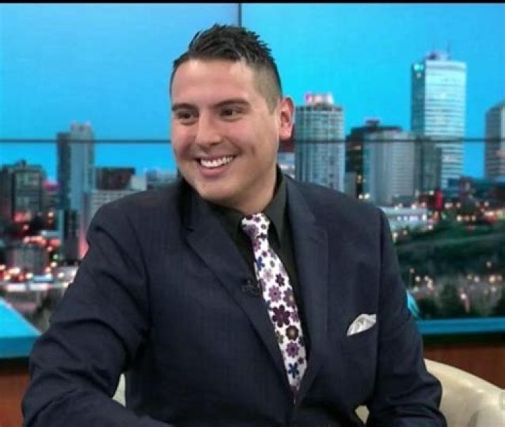 Can Man Dan Biography, Age, Height, Wife, Net Worth, Family