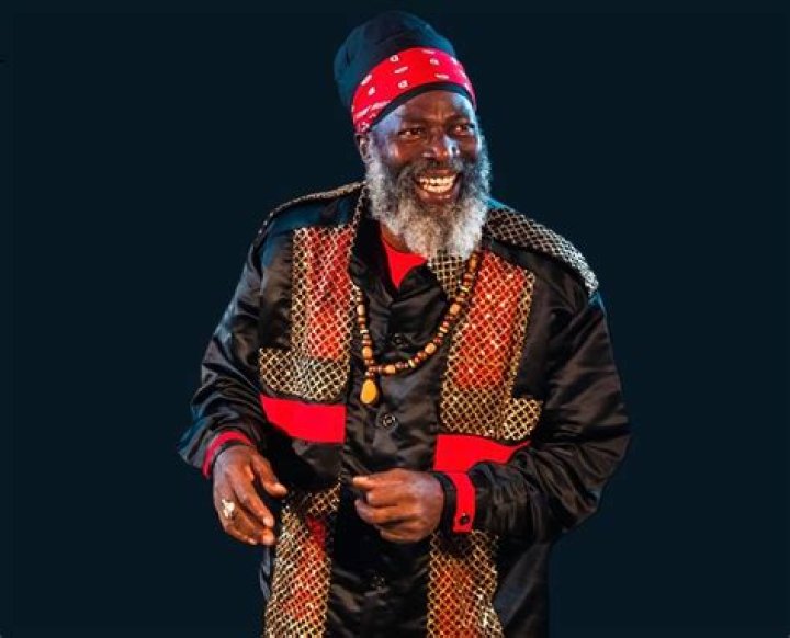 Capleton biografía, edad, altura, esposo, net worth, familia