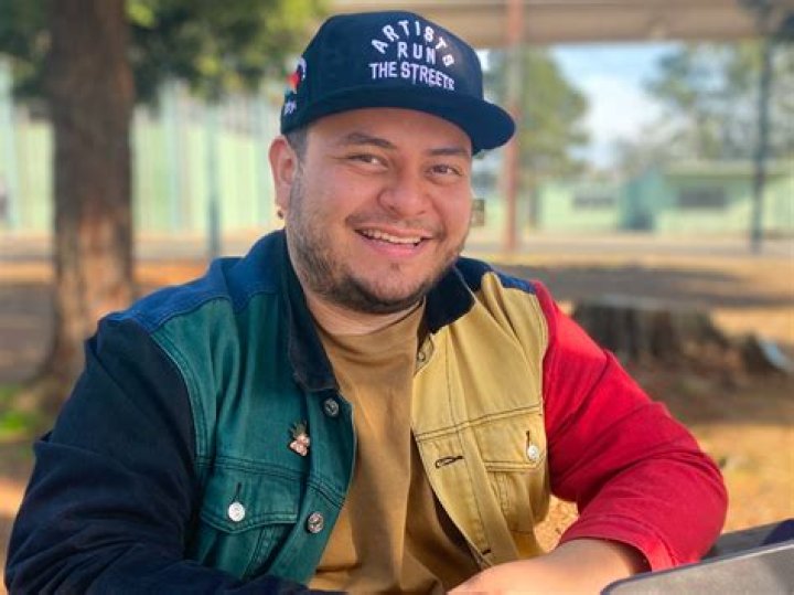 Carlos Cruz González biografía, edad, altura, esposo, net worth, familia