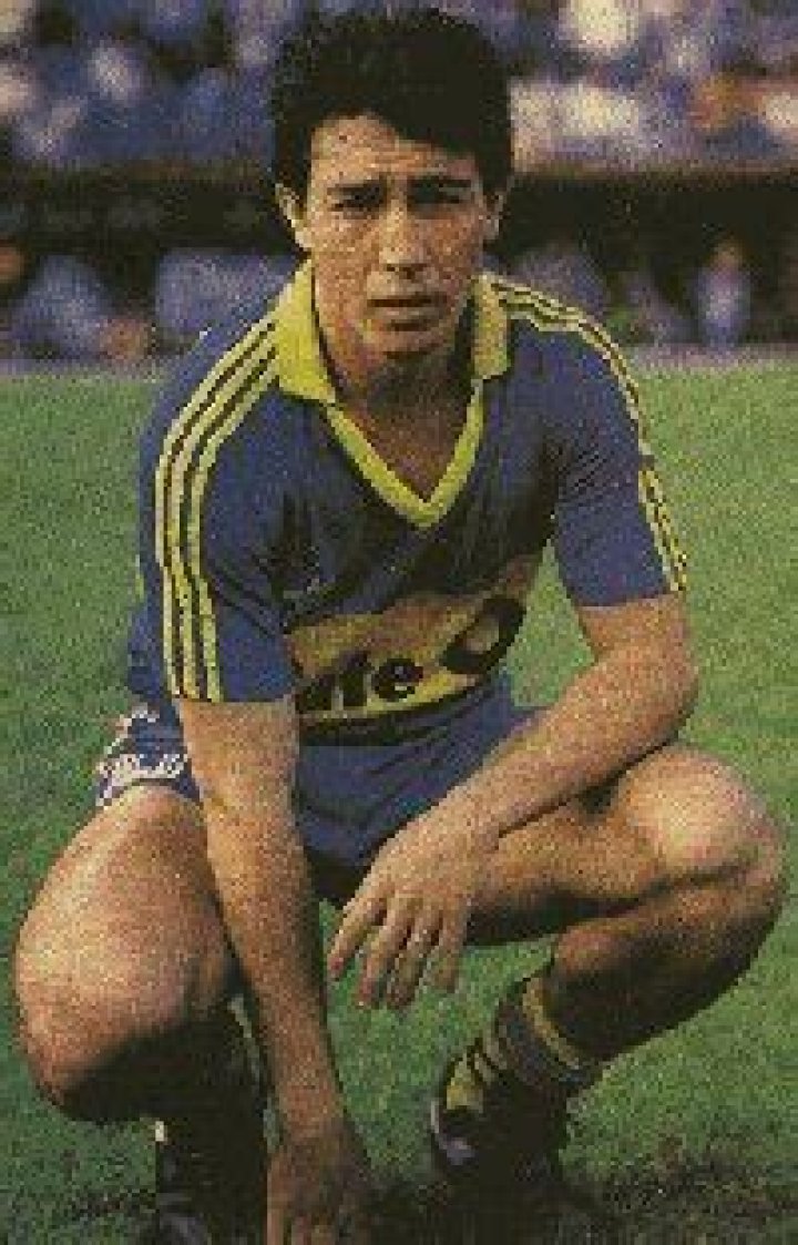 Carlos Daniel Tapia Biography, Age, Height, Wife, Net Worth, Family