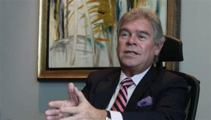 Carlos Fisher Biography, Age, Height, Wife, Net Worth, Family