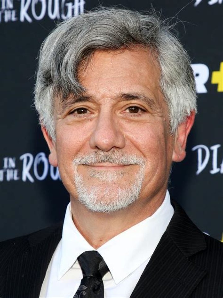 Carlos Lacamara Biography, Age, Height, Wife, Net Worth, Family