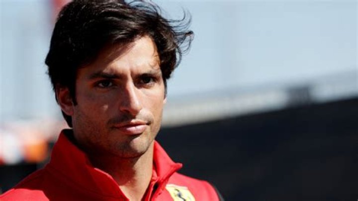 Carlos Sainz Biography, Age, Height, Wife, Net Worth, Family