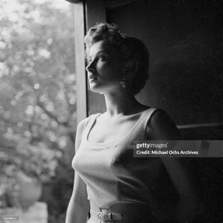 Carol Ohmart Biography, Age, Height, Husband, Net Worth, Family