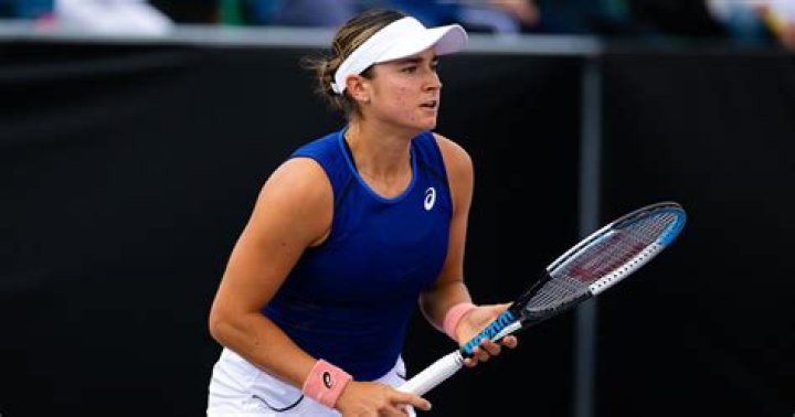 Caroline Dolehide Biography, Age, Height, Husband, Net Worth, Family