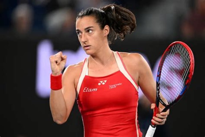 Caroline Garcia Biography, Age, Height, Husband, Net Worth, Family
